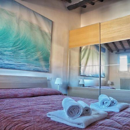 Vallerozzi House By Francigenaapartments Siena Luaran gambar