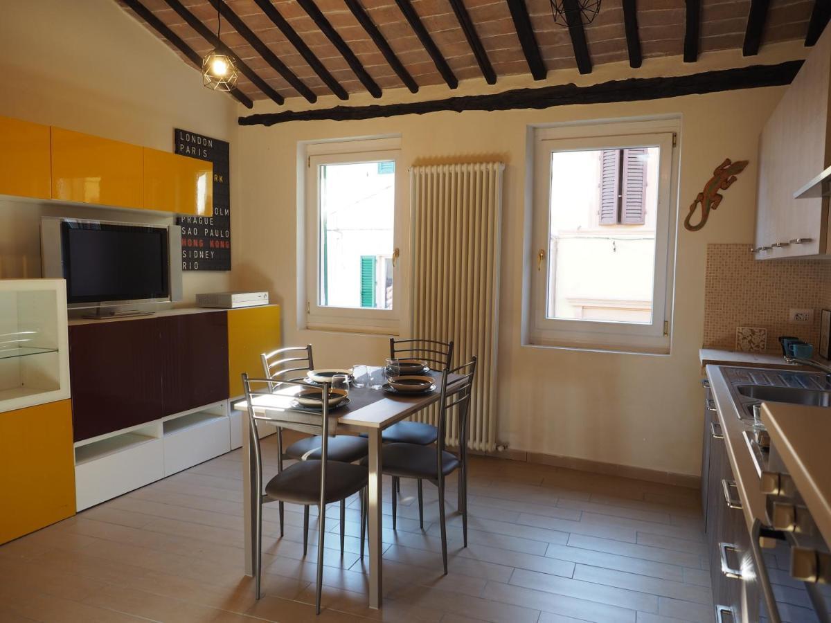 Vallerozzi House By Francigenaapartments Siena Luaran gambar